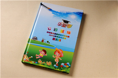 昆明幼兒園畢業(yè)紀(jì)念冊制作,昆明班級畢業(yè)同學(xué)錄制作